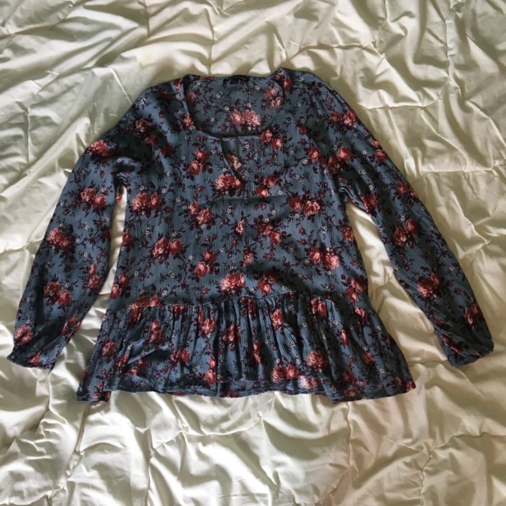 American Eagle Top